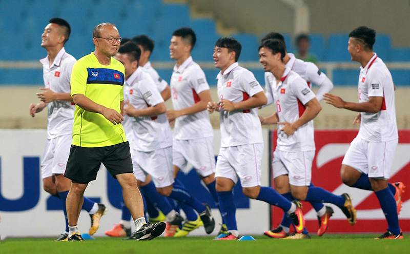 HLV Park Hang-seo căng thẳng ở buổi tập trước trận gặp Afghanistan